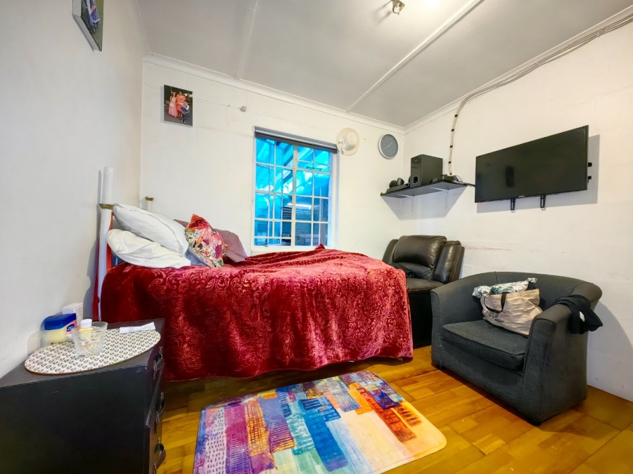 2 Bedroom Property for Sale in Eastridge Western Cape